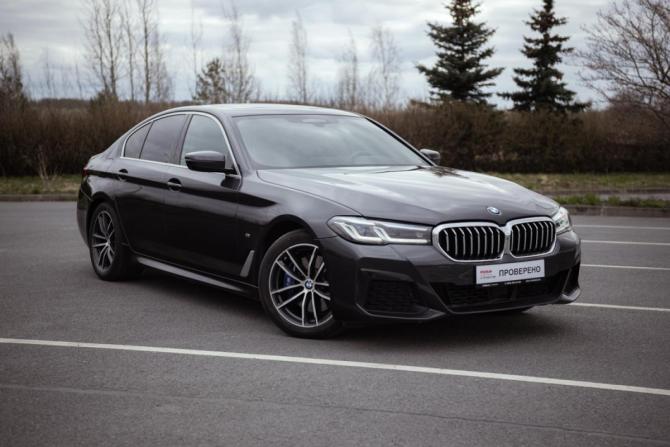 BMW 5 серии VII (G30/G31/G38) Рестайлинг с пробегом 2021 года, цена 4 279 700 рублей, 122414 км, седан, Автокод Объявления