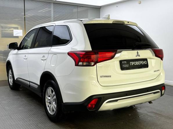 Mitsubishi Outlander III Рестайлинг 3 с пробегом 2019 года, цена 2 390 000 рублей, 81000 км, внедорожник, Автокод Объявления