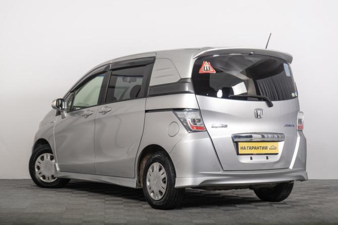 Honda Freed I Рестайлинг с пробегом 2012 года, цена 1 069 000 рублей, 191475 км, компактвэн, Автокод Объявления