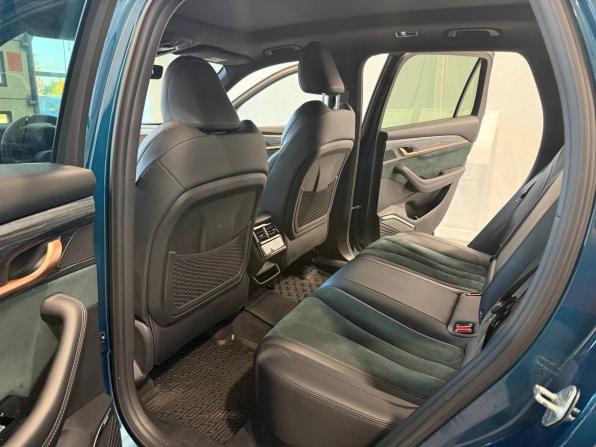 Geely Monjaro I с пробегом 2022 года, цена 3 190 000 рублей, 57531 км, внедорожник, Автокод Объявления