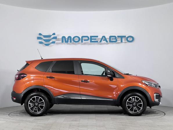 Renault Kaptur I с пробегом 2017 года, цена 1 320 000 рублей, 151300 км, внедорожник, Автокод Объявления