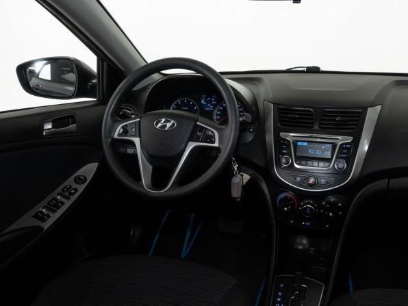 Hyundai Solaris I Рестайлинг с пробегом 2015 года, цена 1 110 000 рублей, 88907 км, седан, Автокод Объявления