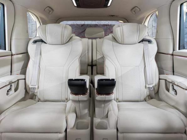 Новый Lexus LM II 2025 года, цена 16 990 000 рублей, минивэн, Автокод Объявления