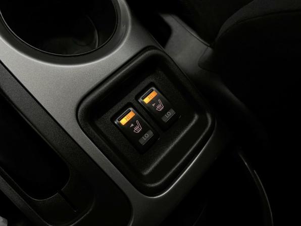 Nissan Juke I с пробегом 2012 года, цена 990 000 рублей, 243785 км, внедорожник, Автокод Объявления