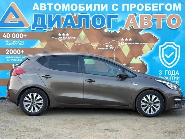 Kia Ceed II Рестайлинг с пробегом 2017 года, цена 1 550 000 рублей, 108000 км, хэтчбек, Автокод Объявления