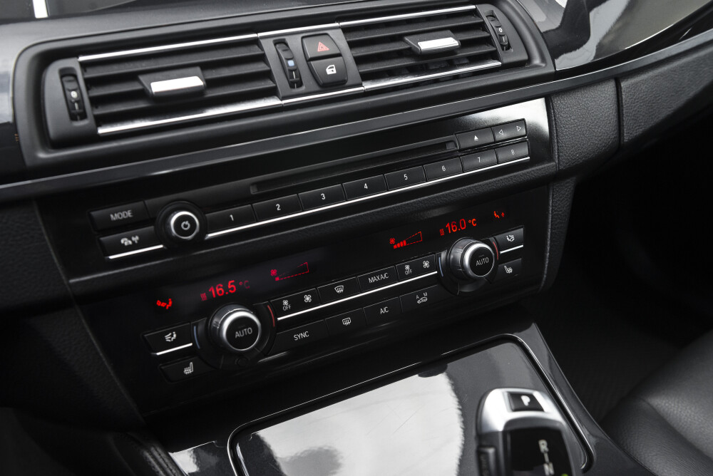 BMW 5 серии VI (F10/F11/F07) Рестайлинг Казань  - изображение 16