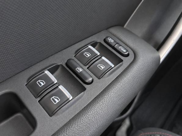 Chery Tiggo 3 I с пробегом 2017 года, цена 979 000 рублей, 62993 км, внедорожник, Автокод Объявления