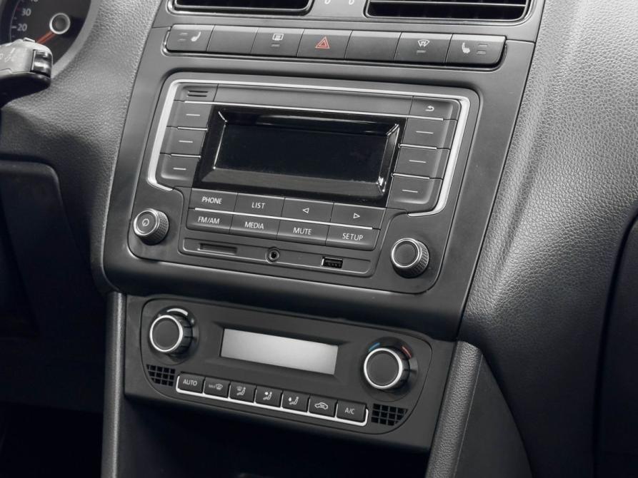 Volkswagen Polo V Рестайлинг Ростов-на-Дону  - изображение 12