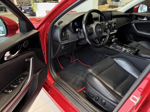 Kia Stinger I с пробегом 2018 года, цена 2 293 000 рублей, 154279 км, лифтбек, Автокод Объявления