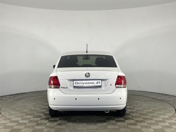 Volkswagen Polo V с пробегом 2013 года, цена 830 000 рублей, 111456 км, седан, Автокод Объявления