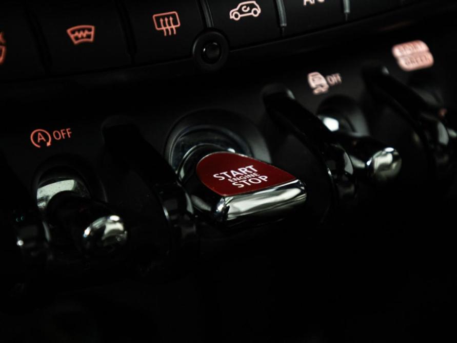 Mini Hatch III (F55/F56) Рестайлинг 2 Санкт-Петербург  - изображение 18
