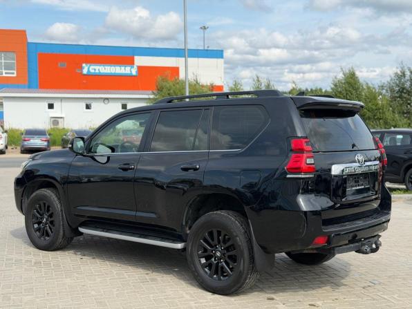 Toyota Land Cruiser Prado 150 Series Рестайлинг 2 с пробегом 2018 года, цена 4 100 000 рублей, 241379 км, внедорожник, Автокод Объявления