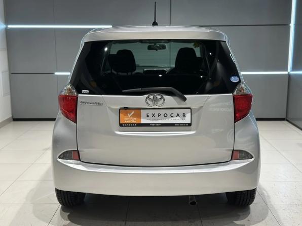 Toyota Ractis II с пробегом 2012 года, цена 950 000 рублей, 136000 км, хэтчбек, Автокод Объявления