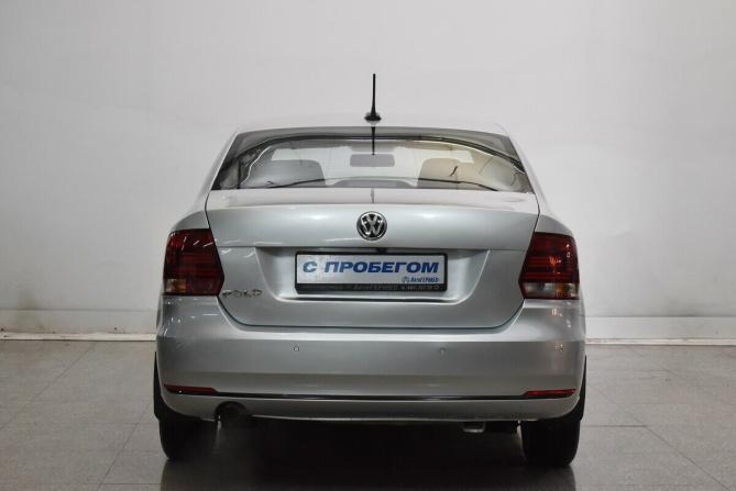 Volkswagen Polo V Рестайлинг с пробегом 2020 года, цена 1 430 000 рублей, 124479 км, седан, Автокод Объявления