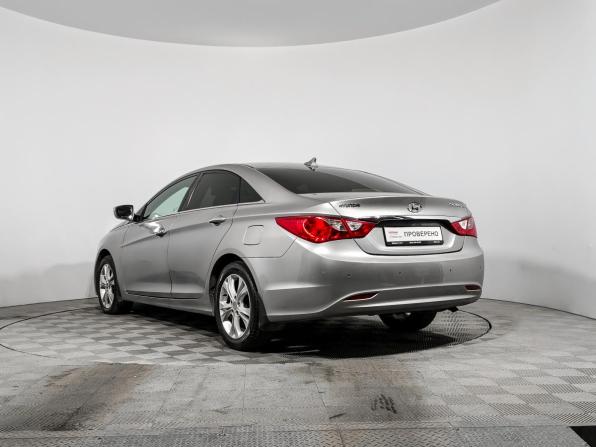 Hyundai Sonata VI (YF) с пробегом 2011 года, цена 949 000 рублей, 188508 км, седан, Автокод Объявления