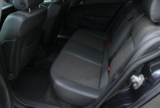 Opel Astra H Рестайлинг с пробегом 2012 года, цена 690 000 рублей, 233085 км, седан, Автокод Объявления