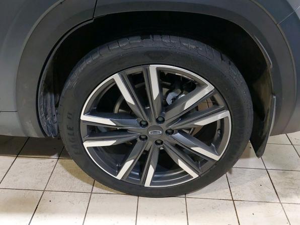 Geely Monjaro I с пробегом 2024 года, цена 2 730 000 рублей, 60452 км, внедорожник, Автокод Объявления