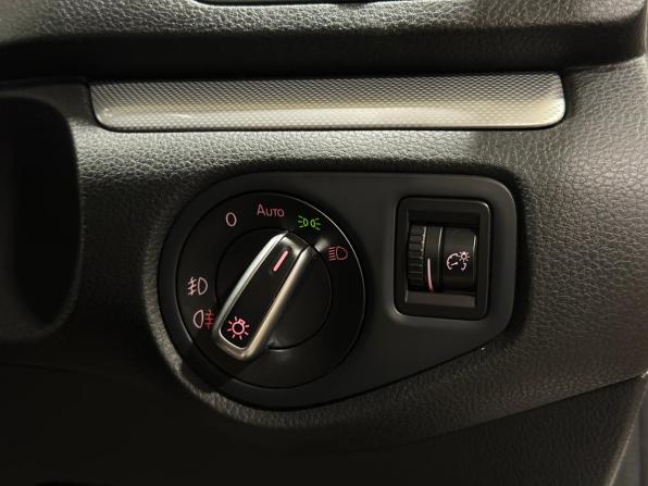 Volkswagen Sharan II с пробегом 2011 года, цена 1 445 000 рублей, 117397 км, минивэн, Автокод Объявления