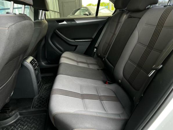 Volkswagen Jetta VI Рестайлинг с пробегом 2016 года, цена 1 175 500 рублей, 114169 км, седан, Автокод Объявления