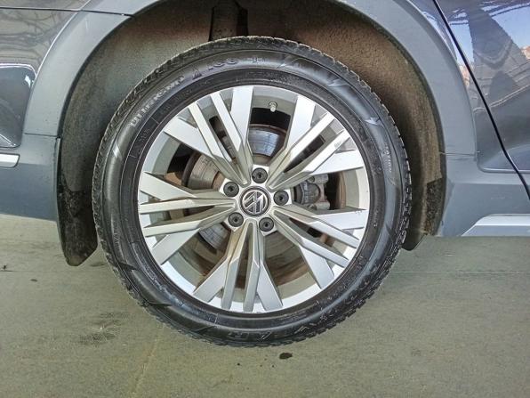 Volkswagen Passat B8 с пробегом 2018 года, цена 1 905 000 рублей, 276614 км, универсал, Автокод Объявления