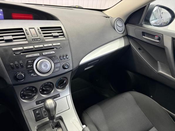 Mazda 3 II (BL) с пробегом 2010 года, цена 997 000 рублей, 85000 км, седан, Автокод Объявления