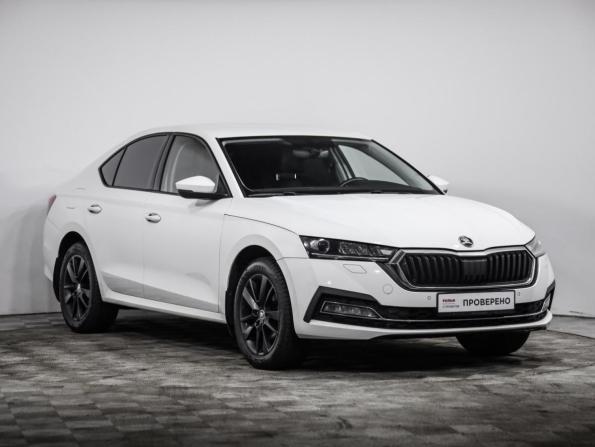 Skoda Octavia IV (A8) с пробегом 2021 года, цена 2 399 000 рублей, 117155 км, лифтбек, Автокод Объявления