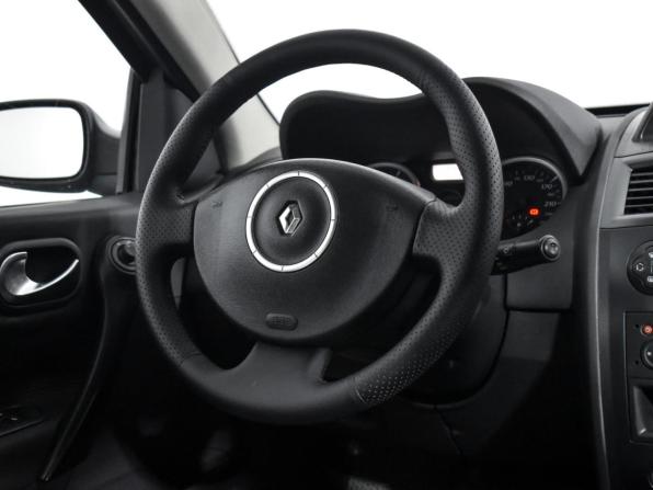 Renault Megane II Рестайлинг с пробегом 2007 года, цена 325 000 рублей, 286253 км, седан, Автокод Объявления