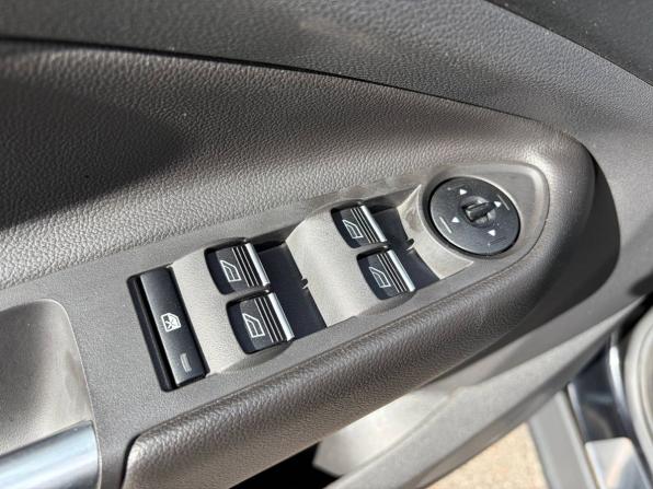 Ford Kuga II с пробегом 2015 года, цена 1 265 000 рублей, 160000 км, внедорожник, Автокод Объявления