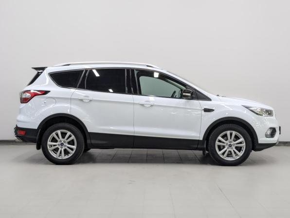 Ford Kuga II Рестайлинг с пробегом 2017 года, цена 1 725 000 рублей, 97619 км, внедорожник, Автокод Объявления