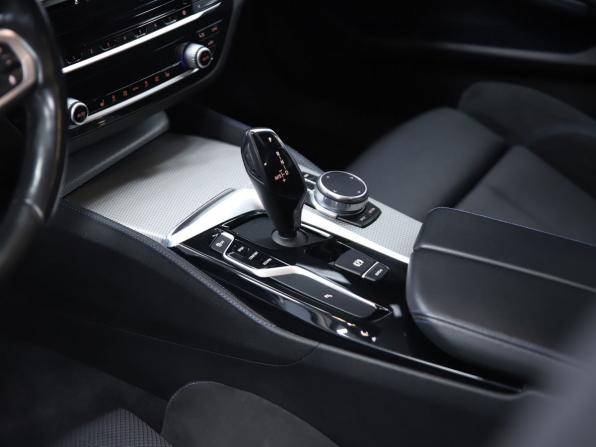 BMW 5 серии VII (G30/G31/G38) с пробегом 2018 года, цена 3 050 000 рублей, 170020 км, седан, Автокод Объявления