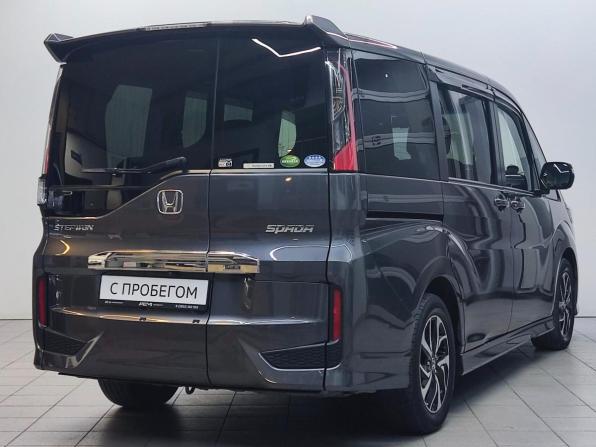 Honda Stepwgn V Рестайлинг с пробегом 2019 года, цена 2 250 000 рублей, 66403 км, минивэн, Автокод Объявления