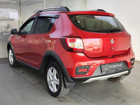Renault Sandero II с пробегом 2016 года, цена 890 000 рублей, 87950 км, хэтчбек, Автокод Объявления