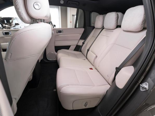 Li Auto (Lixiang) L6 с пробегом 2024 года, цена 6 500 000 рублей, 50 км, внедорожник, Автокод Объявления