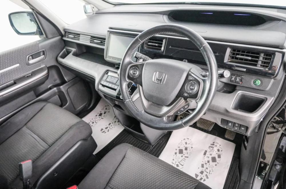 Honda Stepwgn V Красноярск  - изображение 9