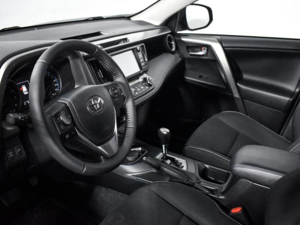 Toyota RAV4 IV (XA40) Рестайлинг с пробегом 2017 года, цена 2 169 000 рублей, 85997 км, внедорожник, Автокод Объявления