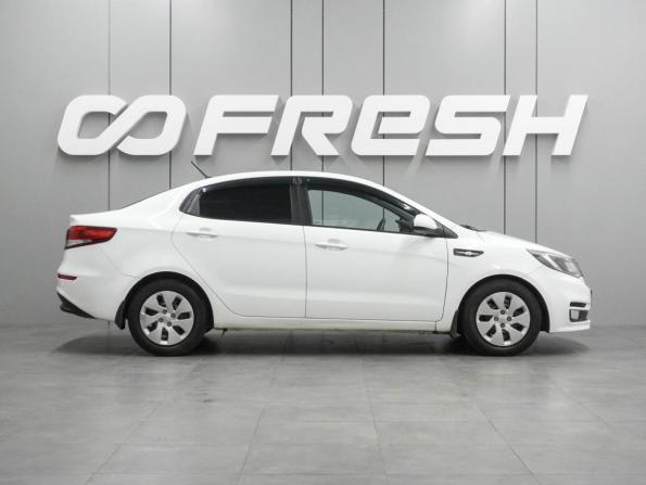 Kia Rio III Рестайлинг с пробегом 2015 года, цена 989 000 рублей, 97188 км, седан, Автокод Объявления
