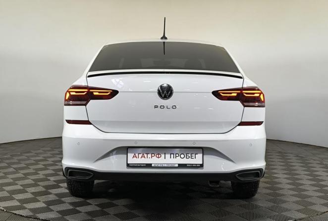 Volkswagen Polo VI с пробегом 2021 года, цена 1 355 000 рублей, 135696 км, лифтбек, Автокод Объявления