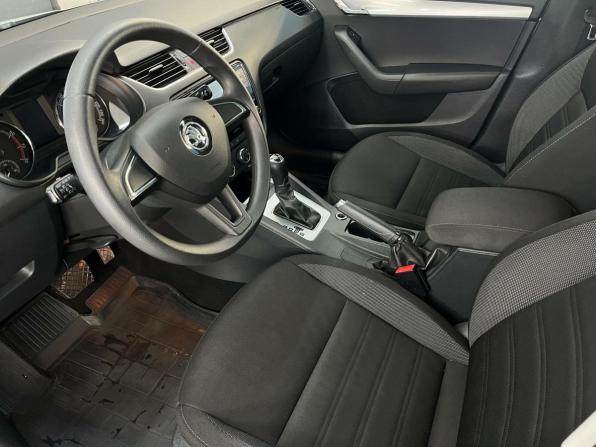 Skoda Octavia III (A7) Рестайлинг с пробегом 2019 года, цена 1 711 500 рублей, 106352 км, лифтбек, Автокод Объявления