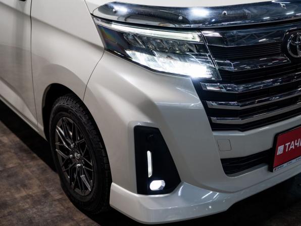 Toyota Roomy I Рестайлинг с пробегом 2021 года, цена 1 200 000 рублей, 70356 км, микровэн, Автокод Объявления