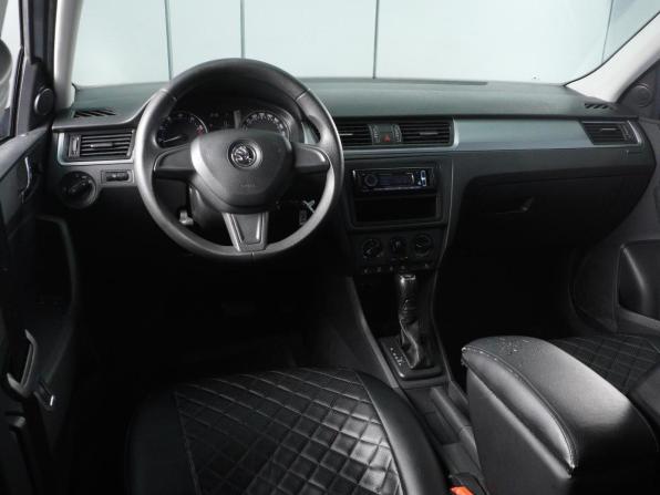 Skoda Rapid I с пробегом 2017 года, цена 1 259 000 рублей, 94245 км, лифтбек, Автокод Объявления