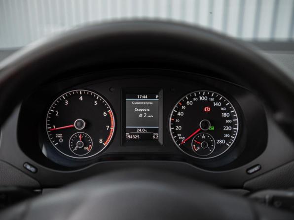 Volkswagen Jetta VI с пробегом 2013 года, цена 1 249 000 рублей, 194325 км, седан, Автокод Объявления