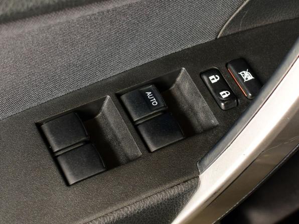 Toyota Corolla XI (E160 E170 E180) с пробегом 2013 года, цена 1 049 999 рублей, 282705 км, седан, Автокод Объявления