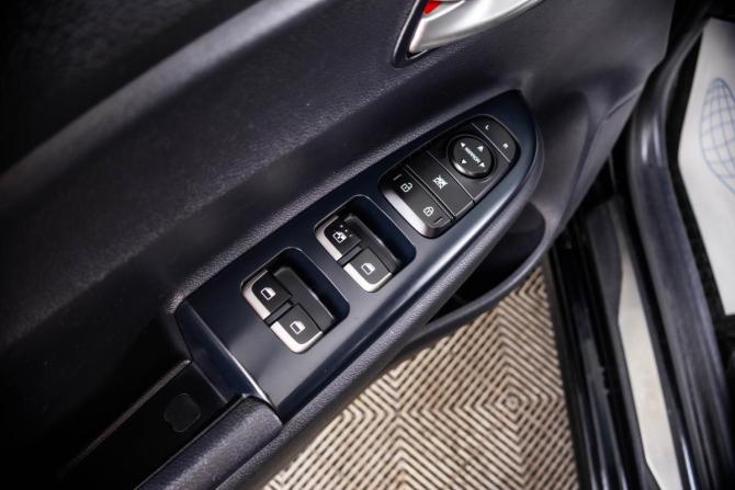 Kia Rio IV с пробегом 2020 года, цена 1 529 000 рублей, 146000 км, седан, Автокод Объявления