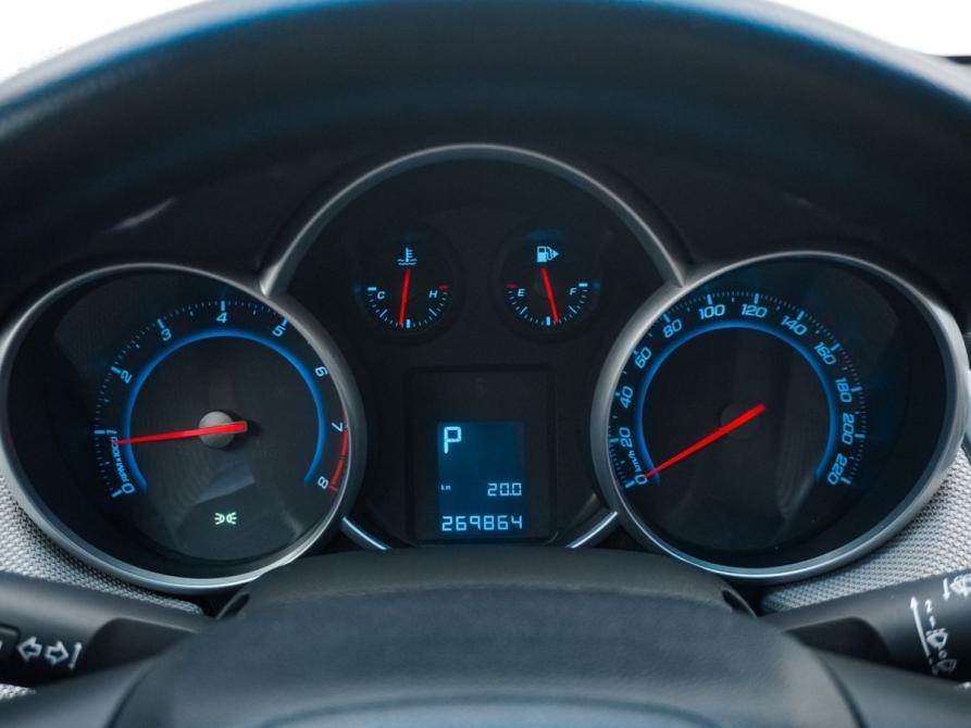 Chevrolet Cruze I Рестайлинг Ростов-на-Дону  - изображение 12