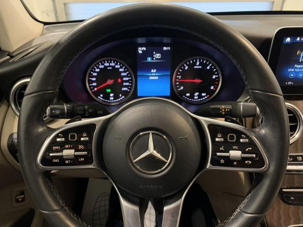 Mercedes-Benz GLC I (X253) Рестайлинг с пробегом 2019 года, цена 2 699 000 рублей, 255053 км, внедорожник, Автокод Объявления
