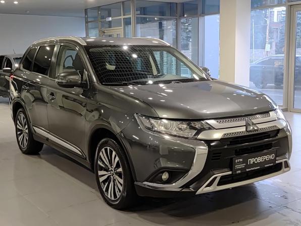 Mitsubishi Outlander III Рестайлинг 3 с пробегом 2020 года, цена 2 376 000 рублей, 121494 км, внедорожник, Автокод Объявления