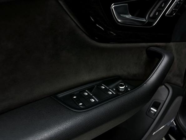 Audi Q7 II (4M) с пробегом 2019 года, цена 5 500 000 рублей, 131340 км, внедорожник, Автокод Объявления