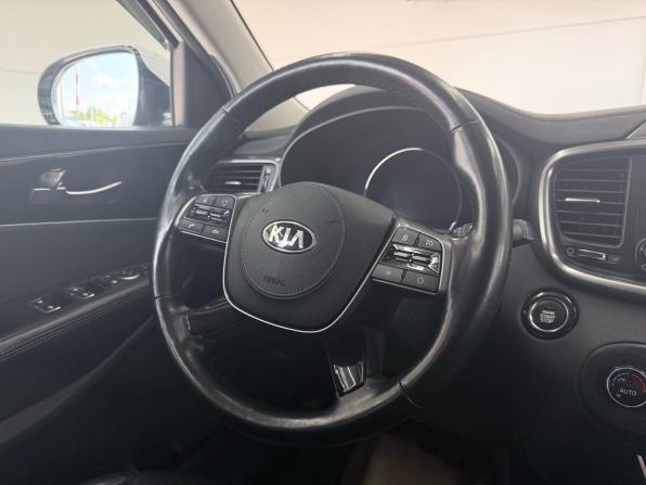 Kia Sorento III Prime Рестайлинг с пробегом 2018 года, цена 2 899 000 рублей, 93000 км, внедорожник, Автокод Объявления