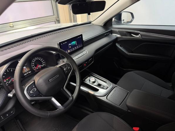 Haval Jolion I Рестайлинг с пробегом 2024 года, цена 2 270 000 рублей, 15581 км, внедорожник, Автокод Объявления