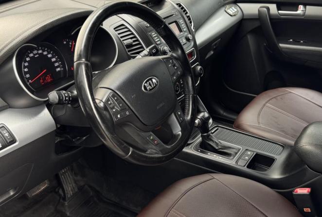 Kia Sorento II Рестайлинг с пробегом 2013 года, цена 1 740 000 рублей, 171364 км, внедорожник, Автокод Объявления